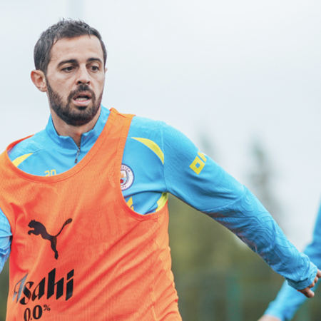 10/08 Football Predictions: Manchester United vs Manchester City