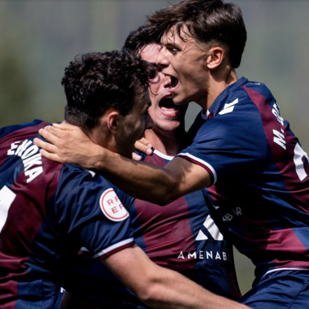 11/11 Deportivo La Coruna vs Eibar Predictions, Team News, Stats & 12+ Tips